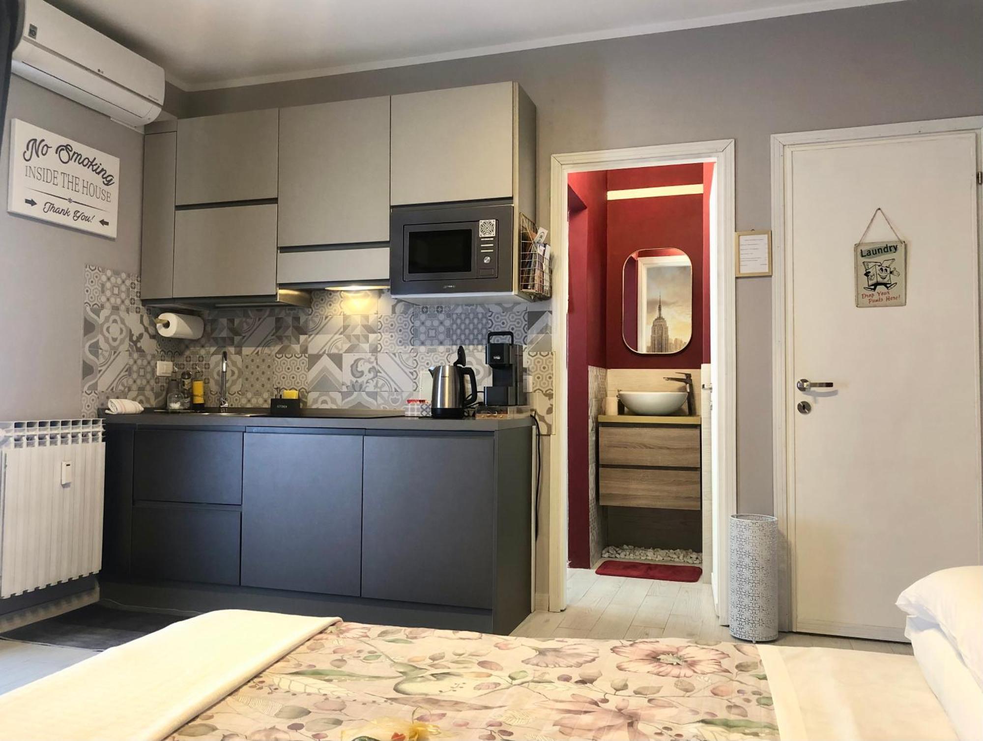 Studio Flat Policlinico G B Rossi Borgo Roma เวโรนา ภายนอก รูปภาพ