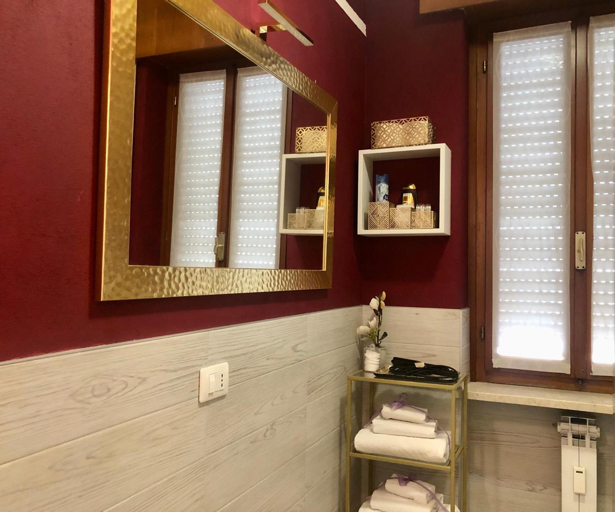 Studio Flat Policlinico G B Rossi Borgo Roma เวโรนา ภายนอก รูปภาพ