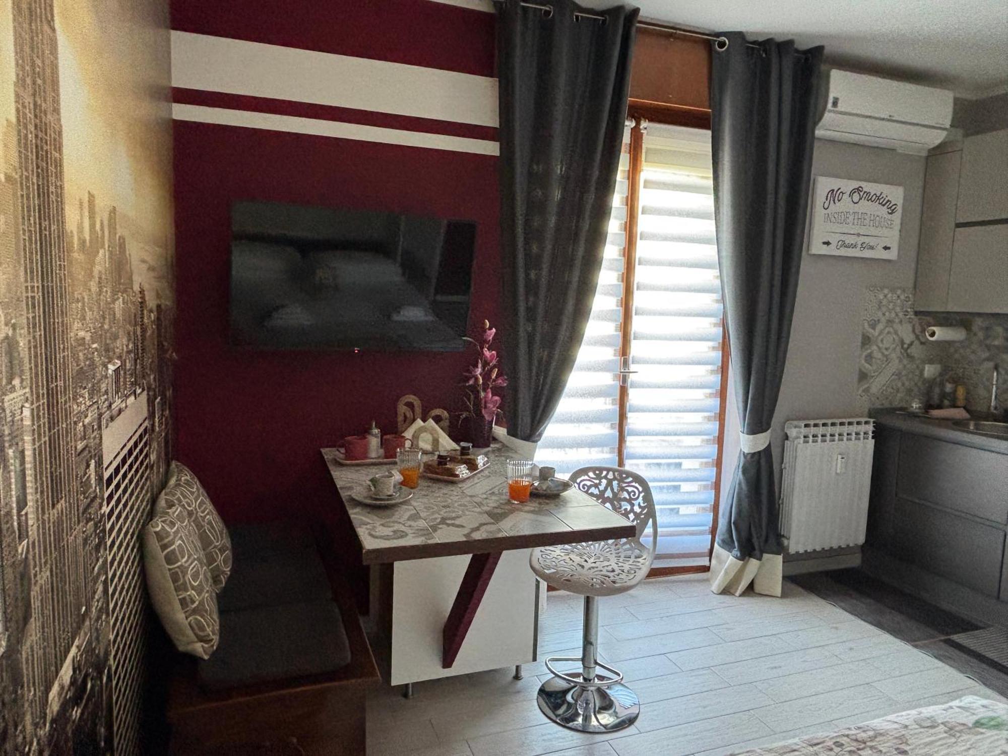Studio Flat Policlinico G B Rossi Borgo Roma เวโรนา ภายนอก รูปภาพ